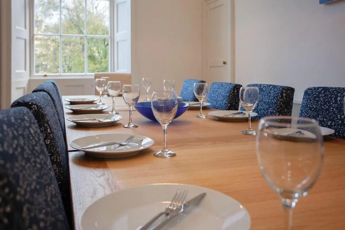 ※ Stunning, Bath Townhouse, City Centre Apartment