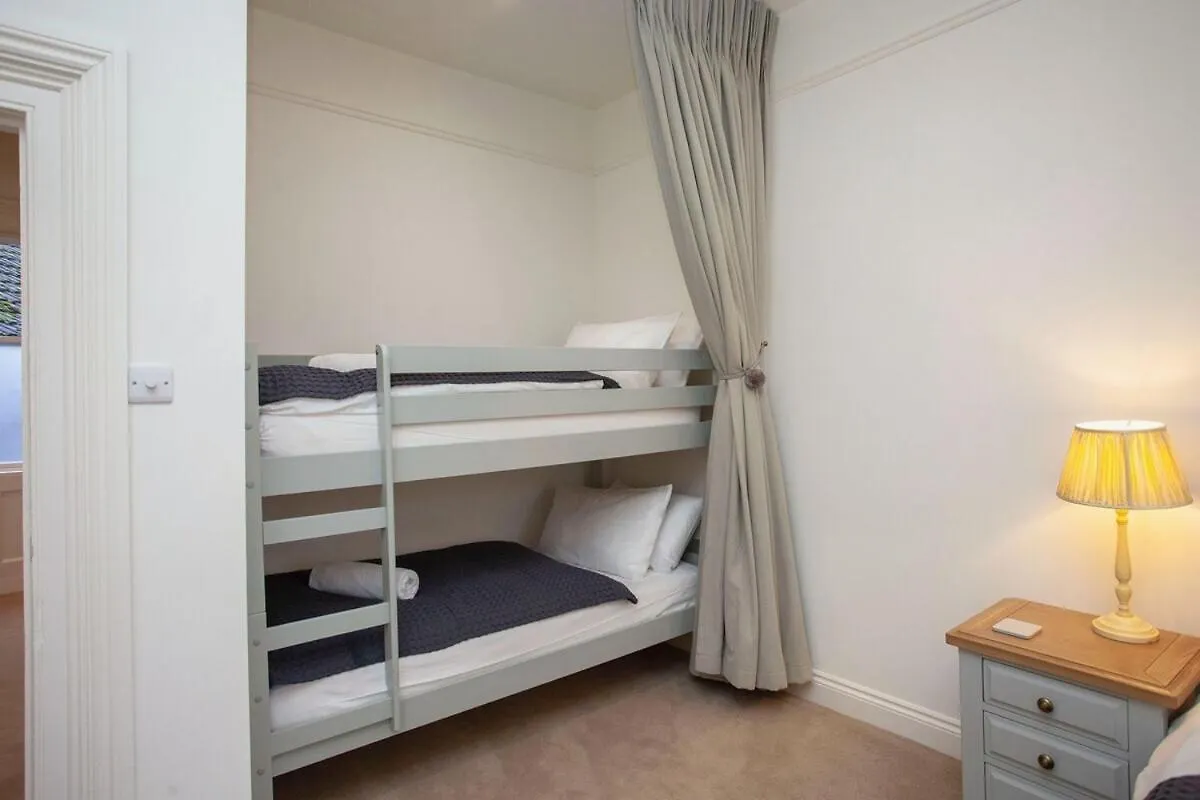 Apartment ※ Stunning, Bath Townhouse, City Centre