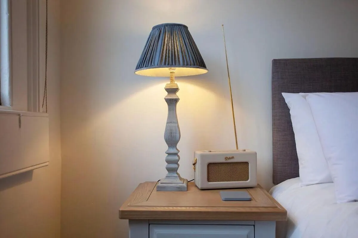 ※ Stunning, Bath Townhouse, City Centre 0*,
