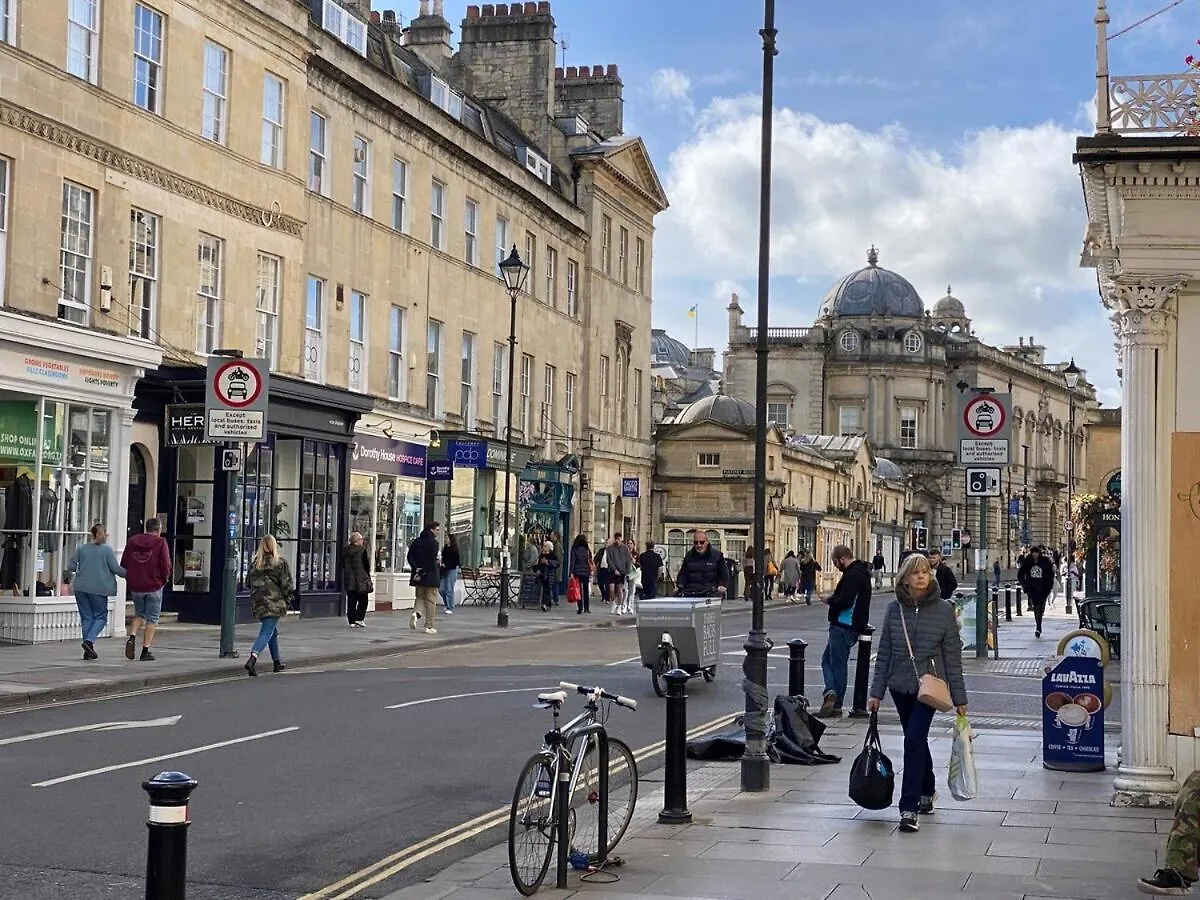 Apartment ※ Stunning, Bath Townhouse, City Centre